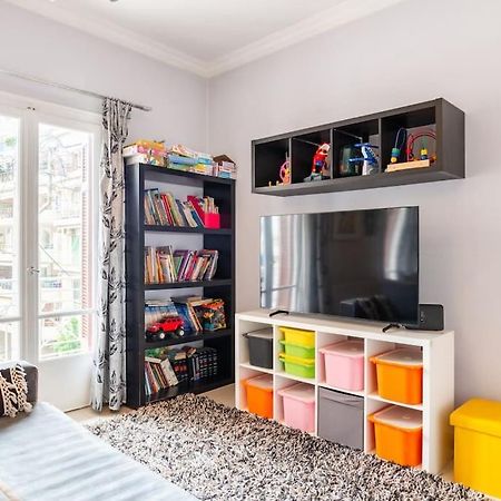 Apartment With Terrace In Piraiki พีเรียส ภายนอก รูปภาพ